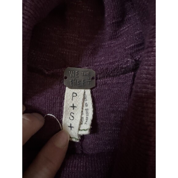 We The Free Split Back Turtleneck Top Purple Long Sleeve Size Small‎ - Picture 4 of 6